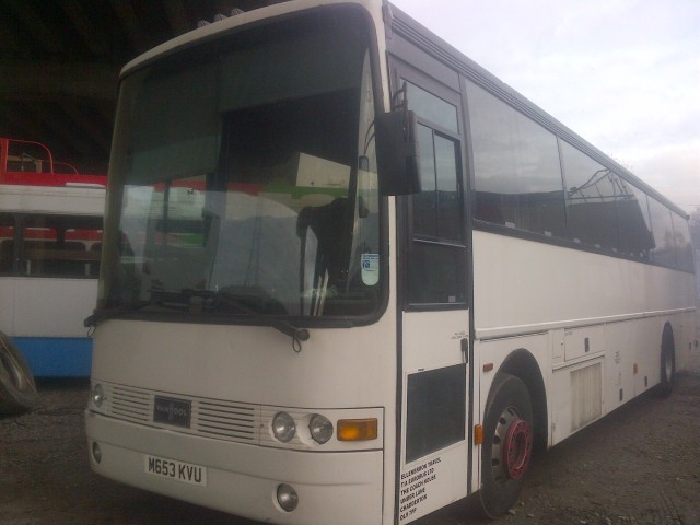 USED COACH SALES LTD - Возила за продажба undefined: слика 3