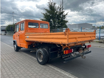 Комби кипер, Комби со двојна кабина Mercedes-Benz 818 DK Kipper Dreiseitenkipper Meiller  Doka: слика 5