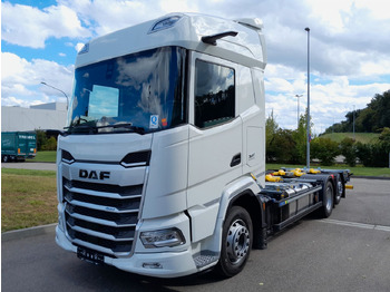 Транспортер на контејнер/ Камион со променливо тело DAF XF 480