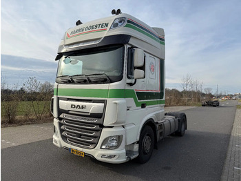 Камион влекач DAF XF 450