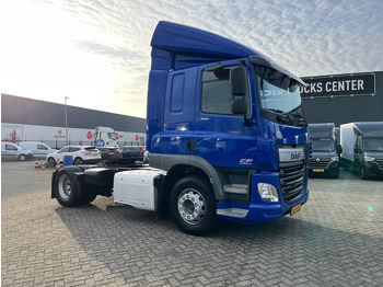 Камион влекач DAF CF 400