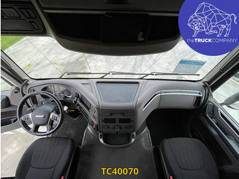 Камион влекач DAF XF 480: слика 2