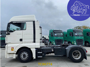 Камион влекач MAN TGX 460: слика 2 Камион влекач MAN TGX 460: слика 2