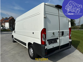 Товарно комбе Peugeot Boxer L3H2: слика 3