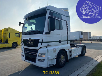 Камион влекач MAN TGX