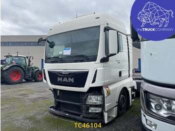 Камион влекач MAN TGX