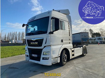 Камион влекач MAN TGX