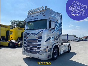 Камион влекач SCANIA S 500