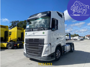 Камион влекач VOLVO FH 500