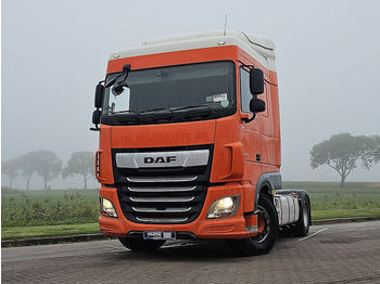 Камион влекач DAF XF 450