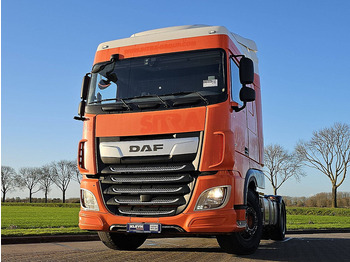 Камион влекач DAF XF 450