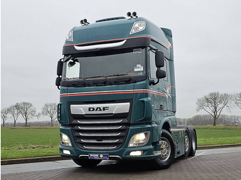 Камион влекач DAF XF 530