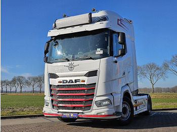 Камион влекач DAF XG+ 530