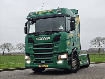 Камион влекач SCANIA R 410