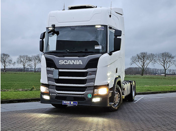 Камион влекач SCANIA R 450