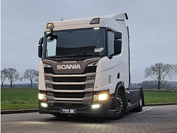 Камион влекач SCANIA R 450