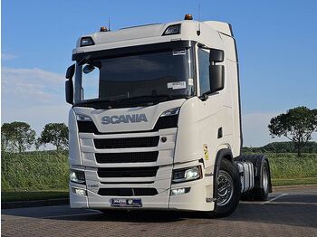 Камион влекач SCANIA R 450