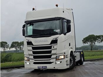 Камион влекач SCANIA R 450