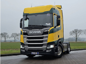 Камион влекач SCANIA R 450