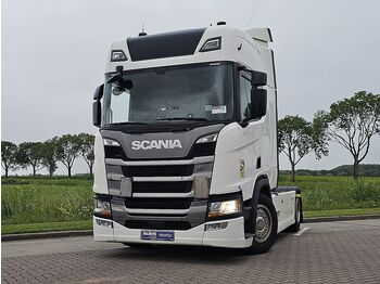 Камион влекач SCANIA R 450