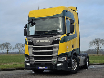 Камион влекач SCANIA R 450