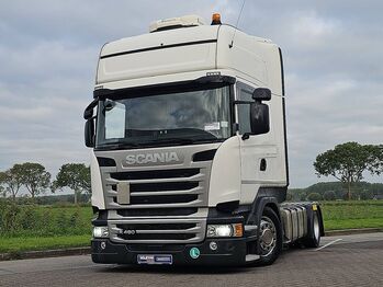 Камион влекач SCANIA R 450