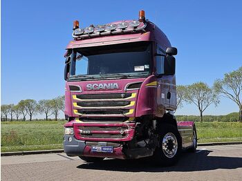 Камион влекач SCANIA R 520