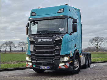 Камион влекач SCANIA R 580