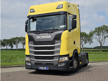 Камион влекач SCANIA S 450