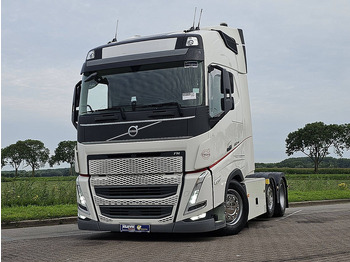 Камион влекач VOLVO FH 460