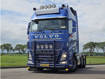 Камион влекач VOLVO FH 460