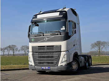 Камион влекач VOLVO FH 500