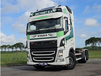 Камион со кука за подигање VOLVO FH 500