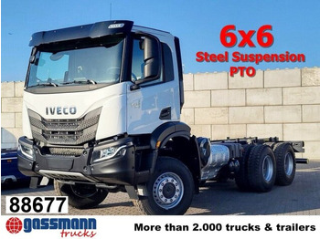 Камион со кабинска шасија IVECO T-WAY