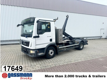 Камион со кука за подигање MAN TGL 12.250
