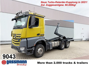 Камион со кука за подигање MERCEDES-BENZ Arocs 3363