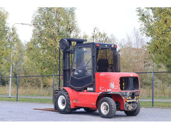 Дизел вилушкар Clark CPD50S | 5 TON | DUPLEX | HYDR. FORKS: слика 3 Дизел вилушкар Clark CPD50S | 5 TON | DUPLEX | HYDR. FORKS: слика 3