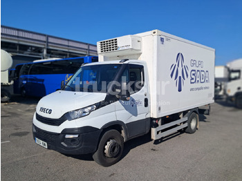 Камион сандучар IVECO