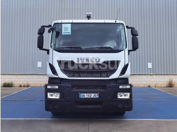 Камион со церада IVECO STRALIS AD190S36: слика 3