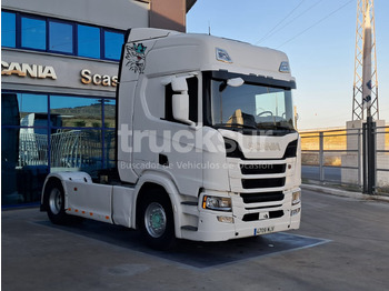 Камион влекач SCANIA R 450