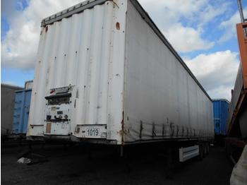 Полуприколка со церада KRONE