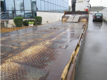 Полуприколка за низок утовар Trax: слика 2 Полуприколка за низок утовар Trax: слика 2