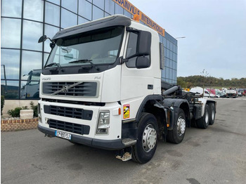 Камион со кука за подигање VOLVO FM 440