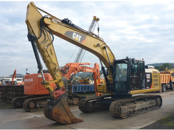 Багер гасеничар CATERPILLAR 323FL