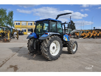 Трактор New Holland T5060: слика 5
