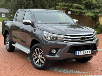 Пикап Toyota Hilux: слика 3