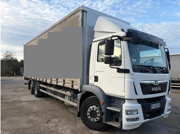 Камион со церада MAN TGM