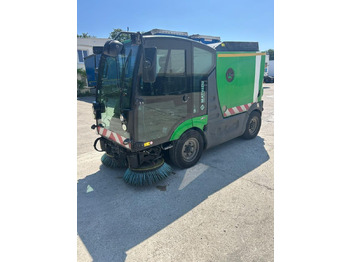 Возило за метење MATHIEU