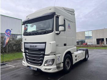 Камион влекач DAF XF 106 510