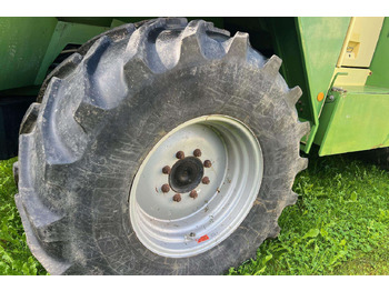 Комбајн за сточна храна Krone BIG X650: слика 4